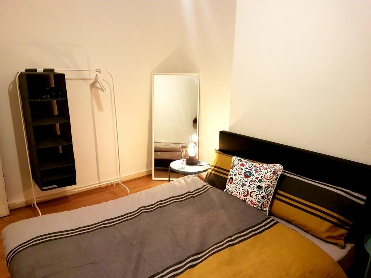 Budget House In Gants Hill Bed & Breakfast Ilford Luaran gambar